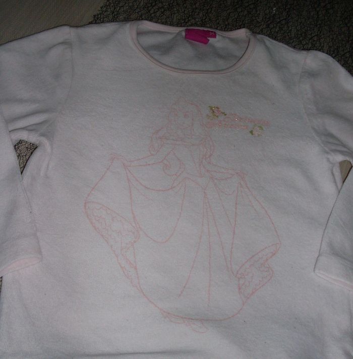 pyjama velours disney aurore 3/4 ans - photo numéro 3