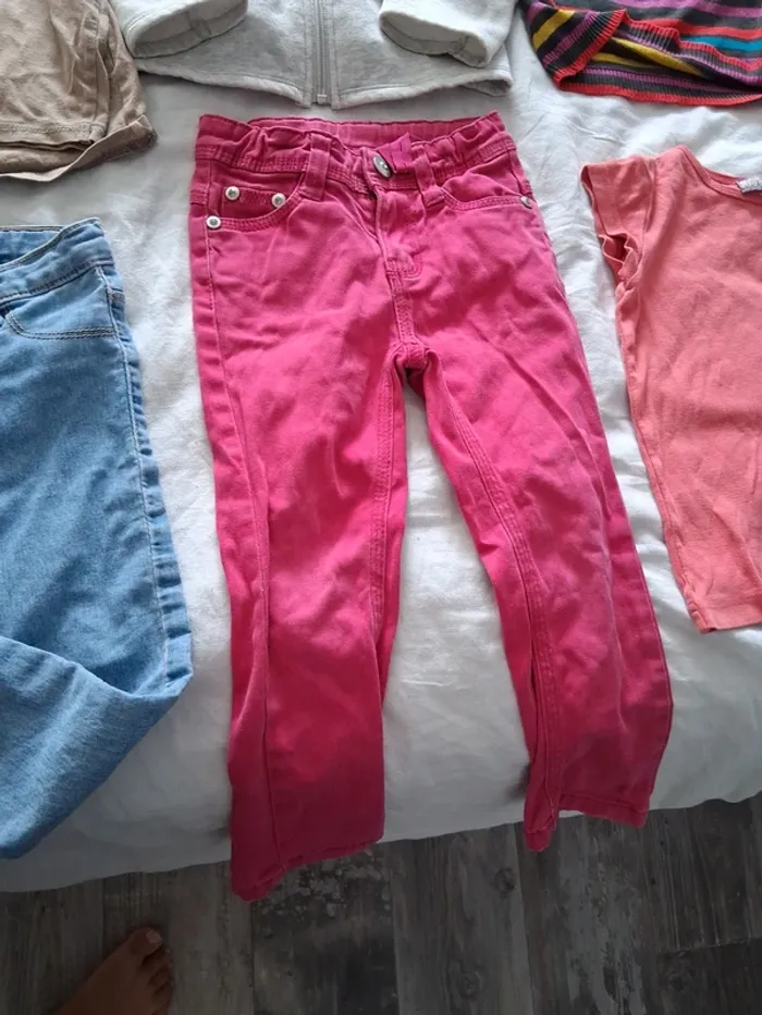 Lot vêtements fille 4 ans - photo numéro 4