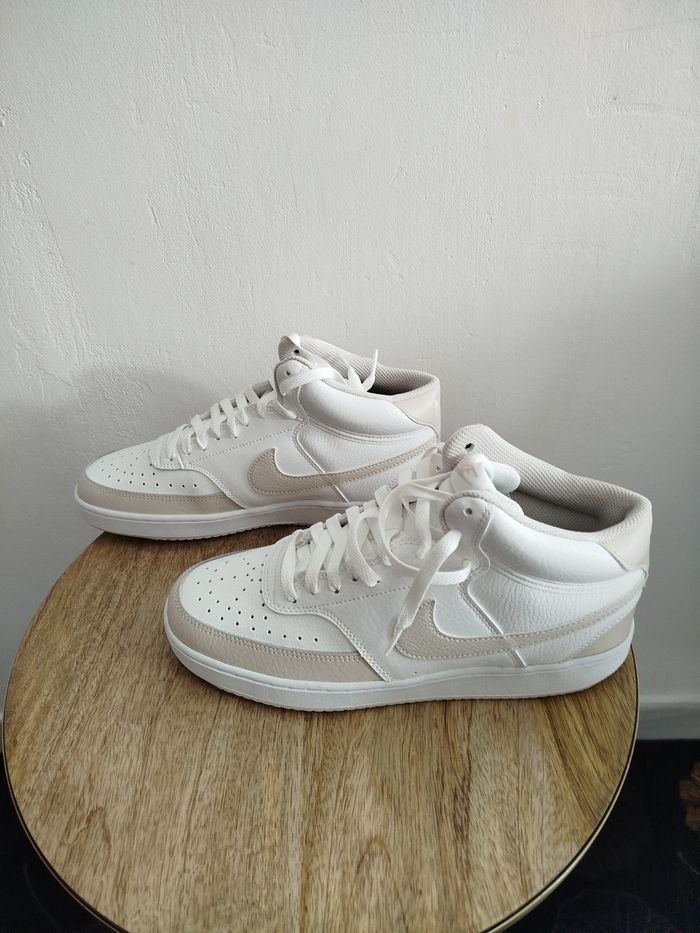 Baskets Nike T43 - photo numéro 3