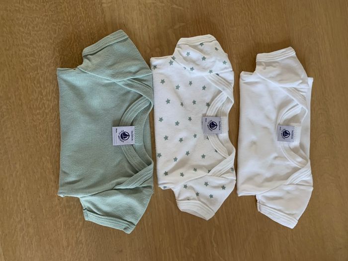 Lot 3 body manches courtes Petit bateau - photo numéro 2