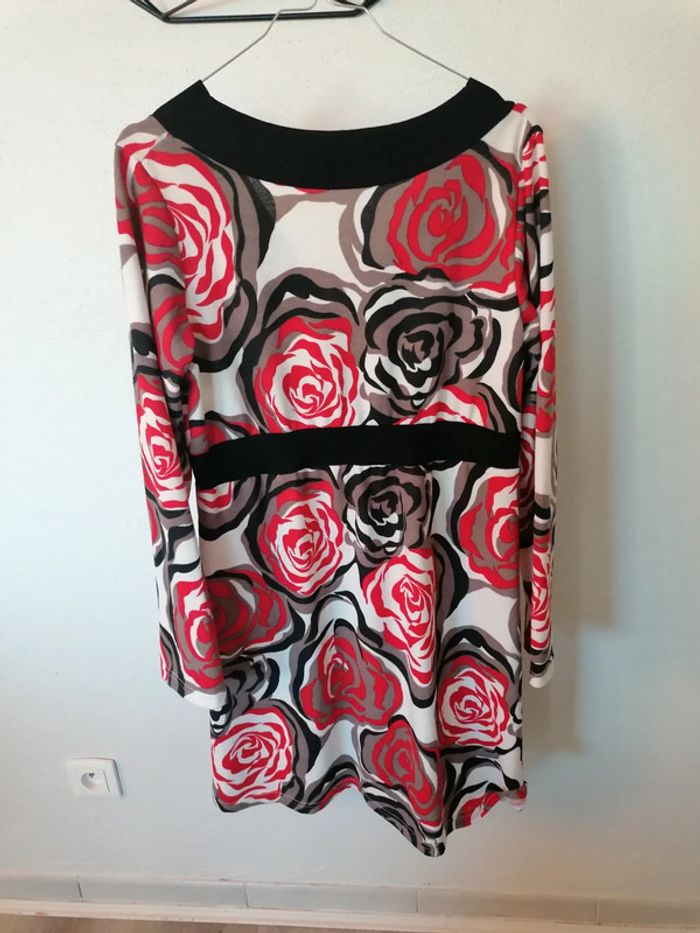 Robe fleurie - photo numéro 3