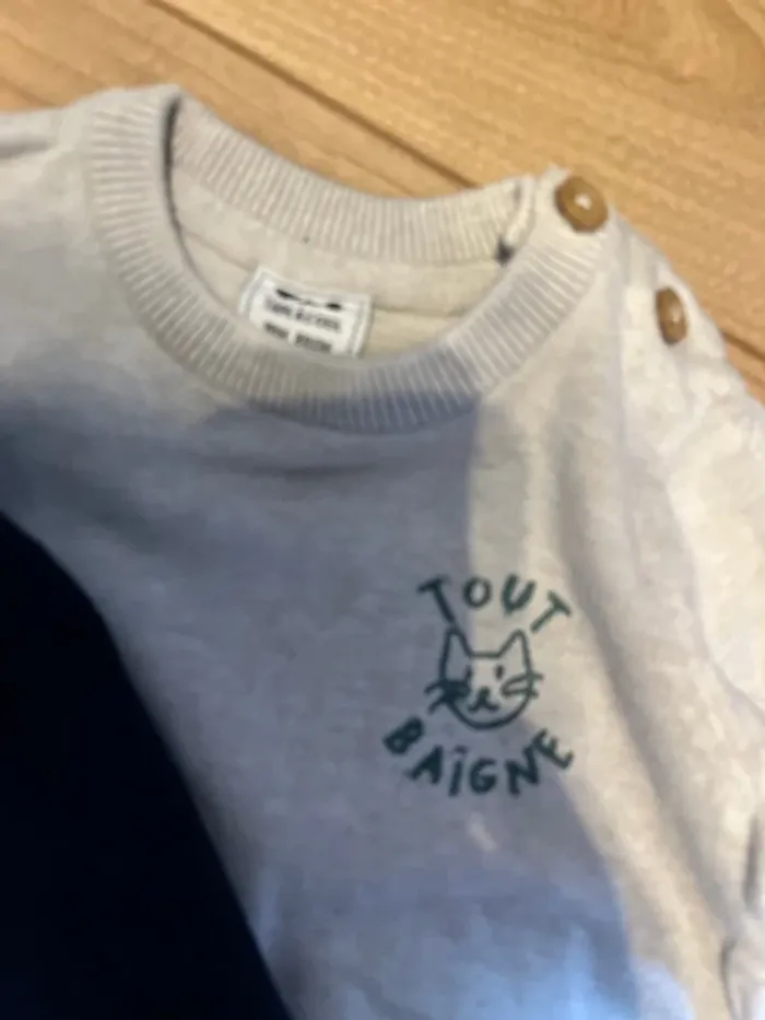 Pull légers 18mois - photo numéro 3