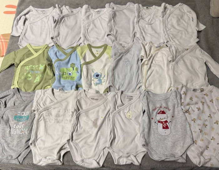 Lot vêtements bébé garçon 1 mois - photo numéro 3