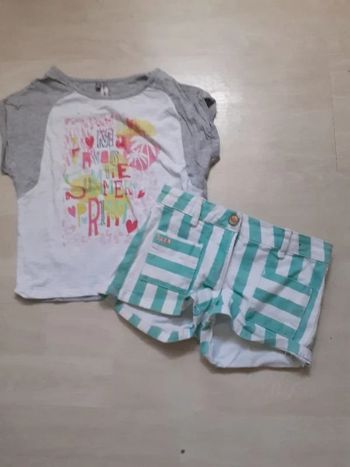 Short et tee-shirt 4 ans