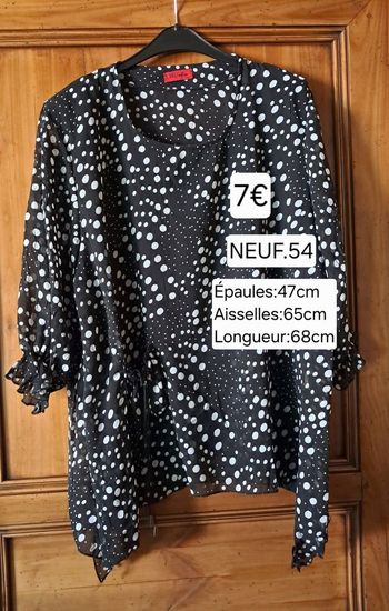 Blouse NEUVE pour femme Taille 54