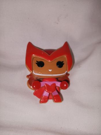 mini pop de Scarlet witch des avengers