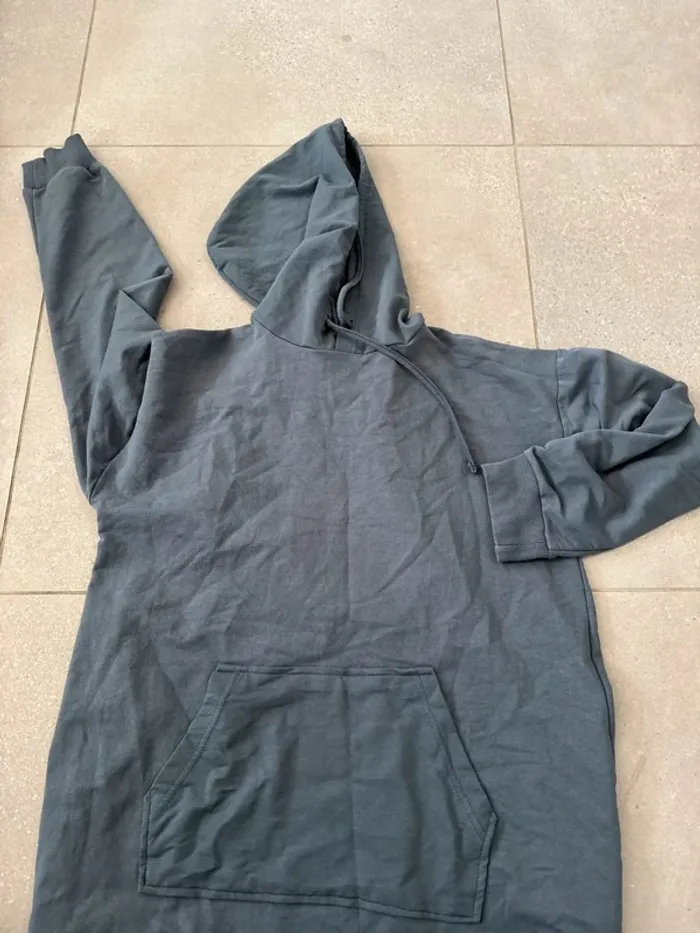 Longue robe avec capuche bleu Refka, taille L, très bon état - photo numéro 2