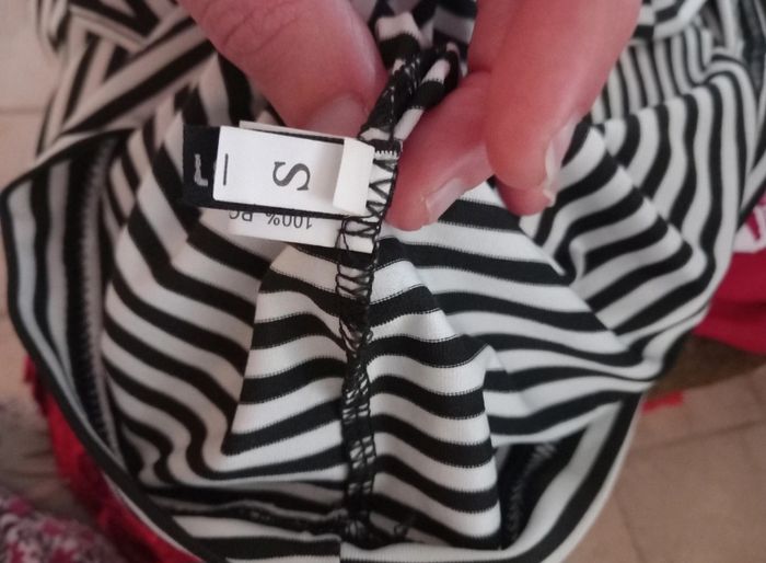 T-shirt manches courtes (T. S) - photo numéro 4