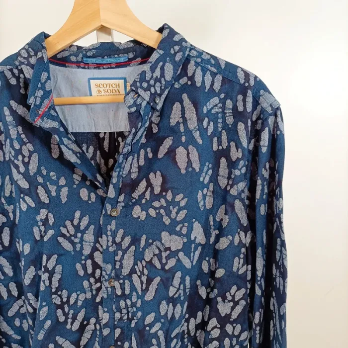 Chemise imprimée bleu marine Scotch & Soda neuve avec étiquette T.L A1484 - photo numéro 3