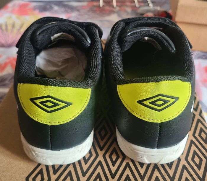 Chaussure foot - photo numéro 4