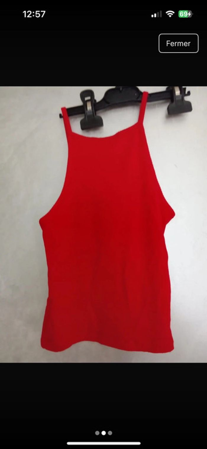 Top rouge - photo numéro 2