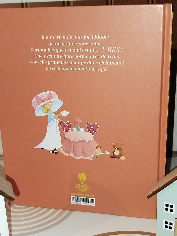 📚 Little Urban  T-Rex invité au goûter NEUF - photo numéro 4