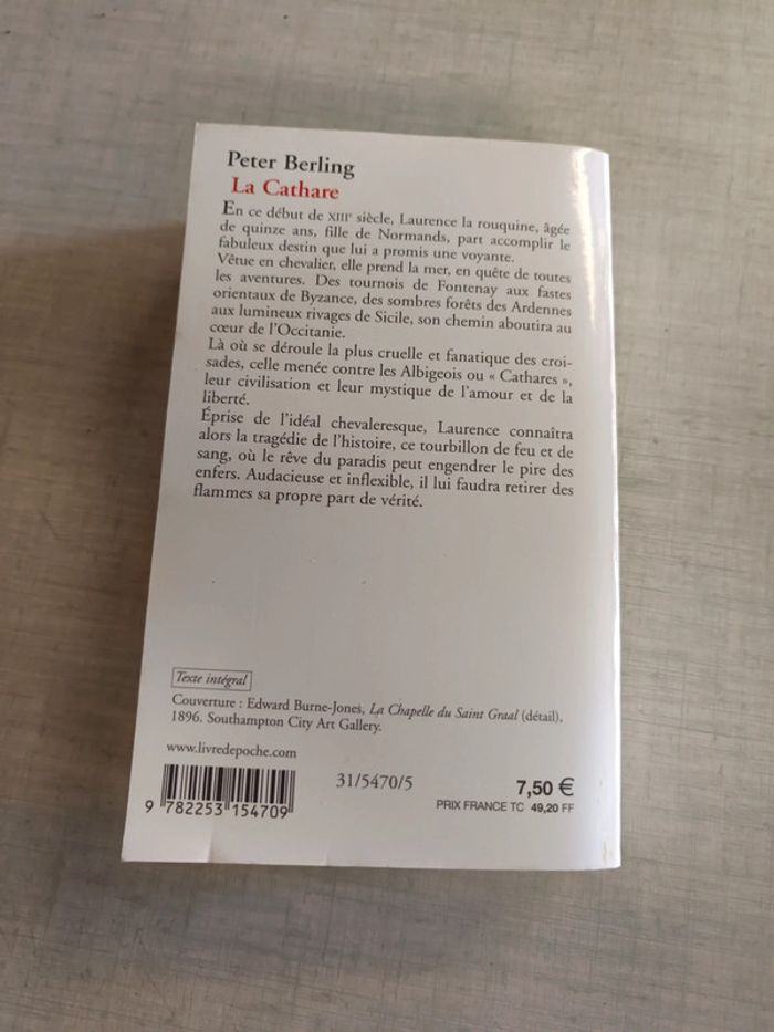 Livre la cathare - photo numéro 2