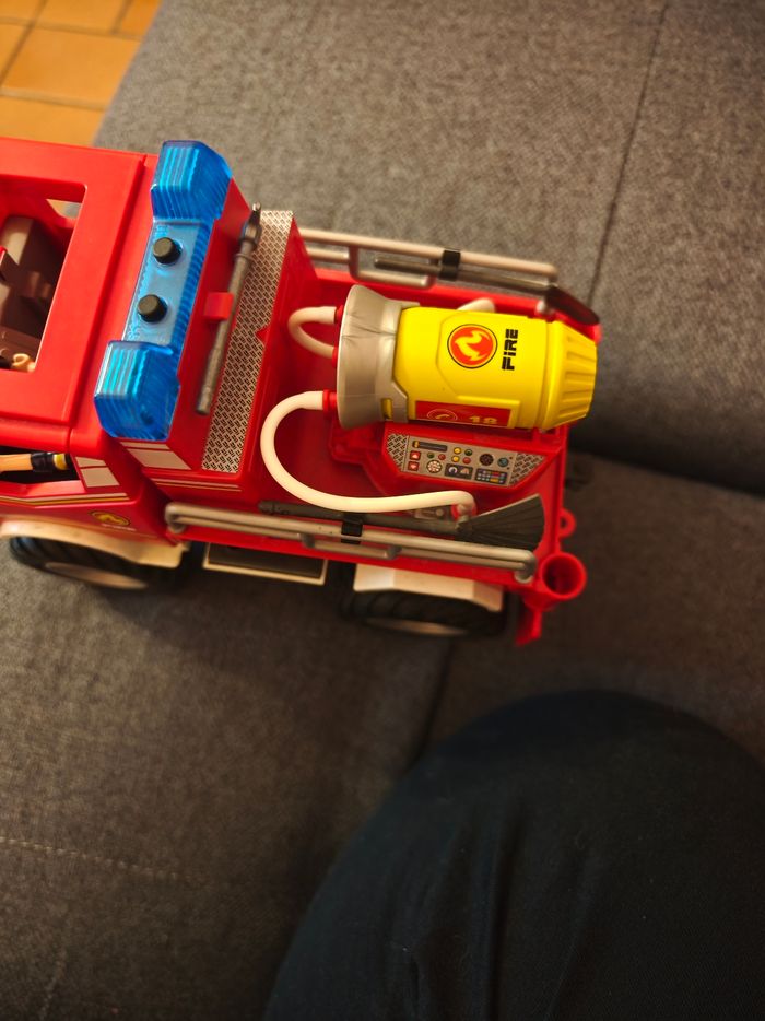 Playmobil City Action 9466 4x4 de pompier avec lance-eau - photo numéro 3