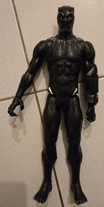 Figurine black panther