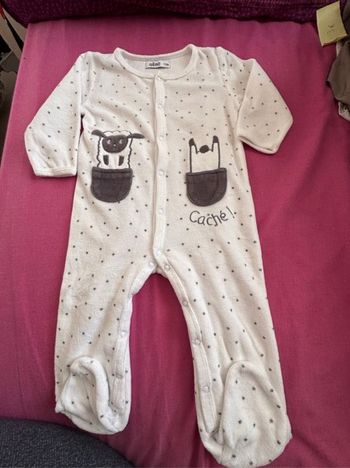 Grenouillère bébé