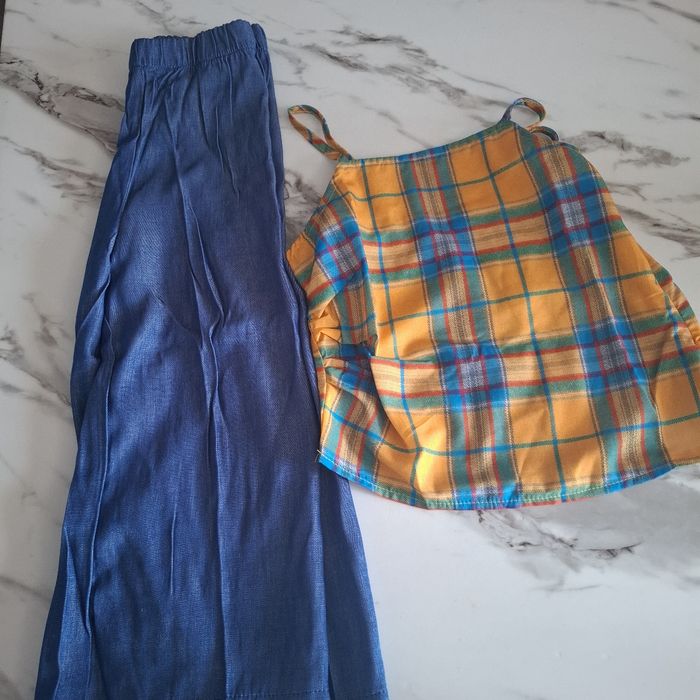 Ensemble Pantalon Ample et Haut Court à Carreaux