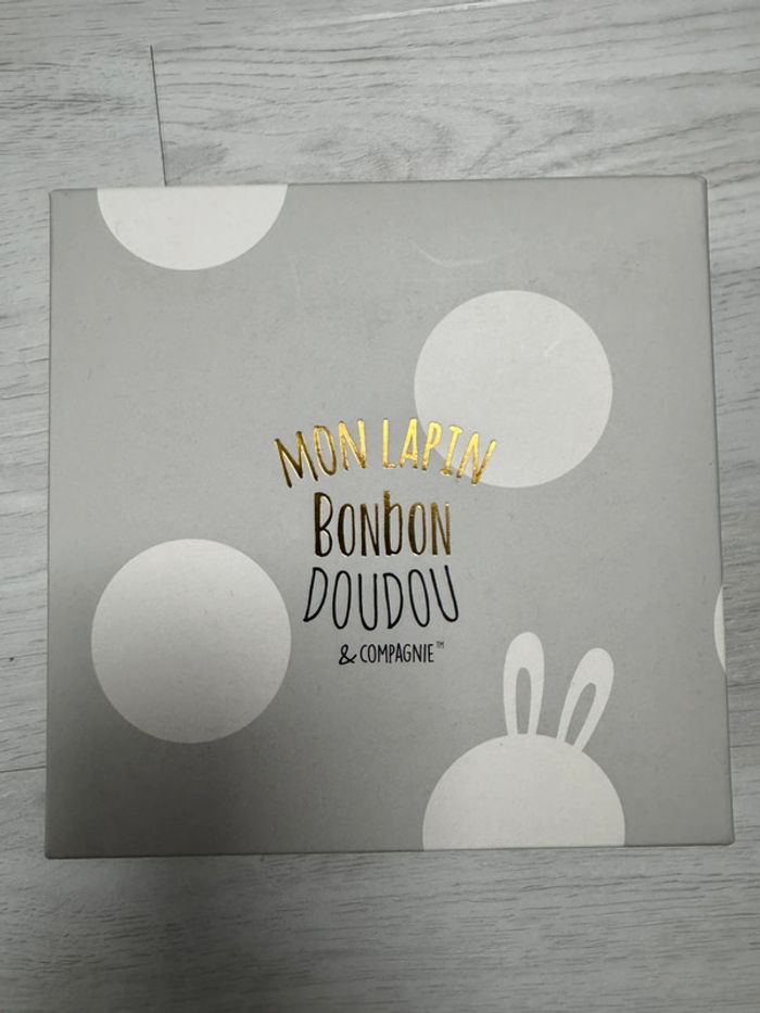 Chausson doudou et compagnie 0-6 mois neuf avec étiquette - photo numéro 2