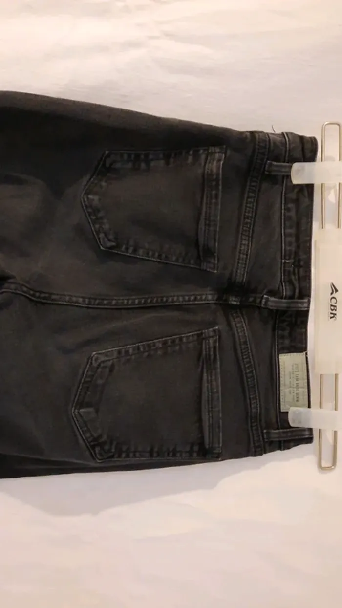 Jeans noir - photo numéro 6