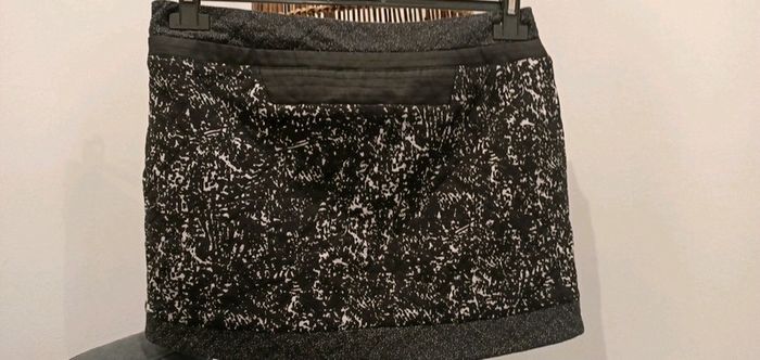 Mini jupe Pull&Bear Taille M neuve - photo numéro 6