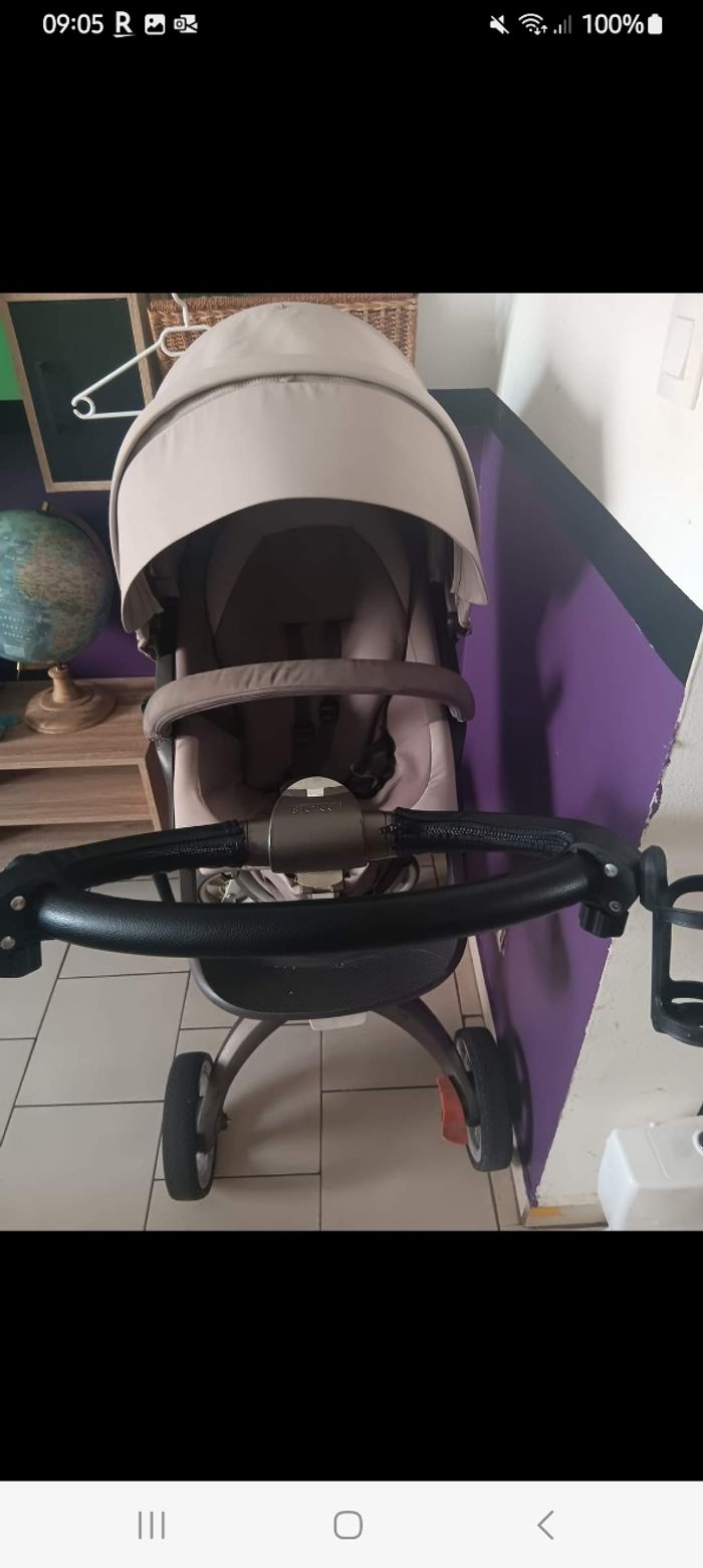 Poussette stocke xplory