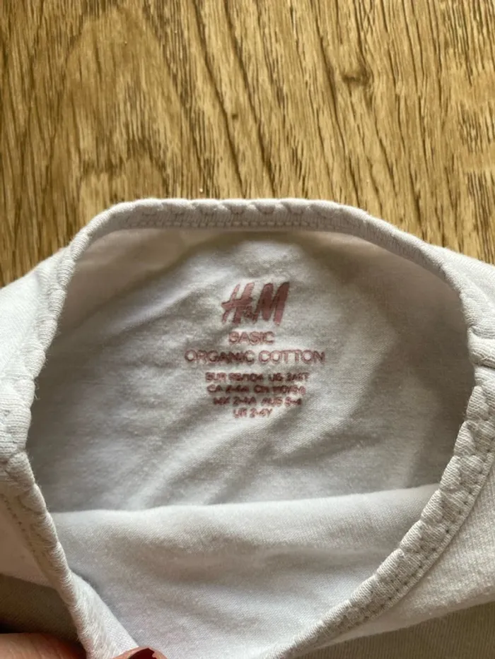 T-shirt manche longue taille 2/4 ans - photo numéro 3