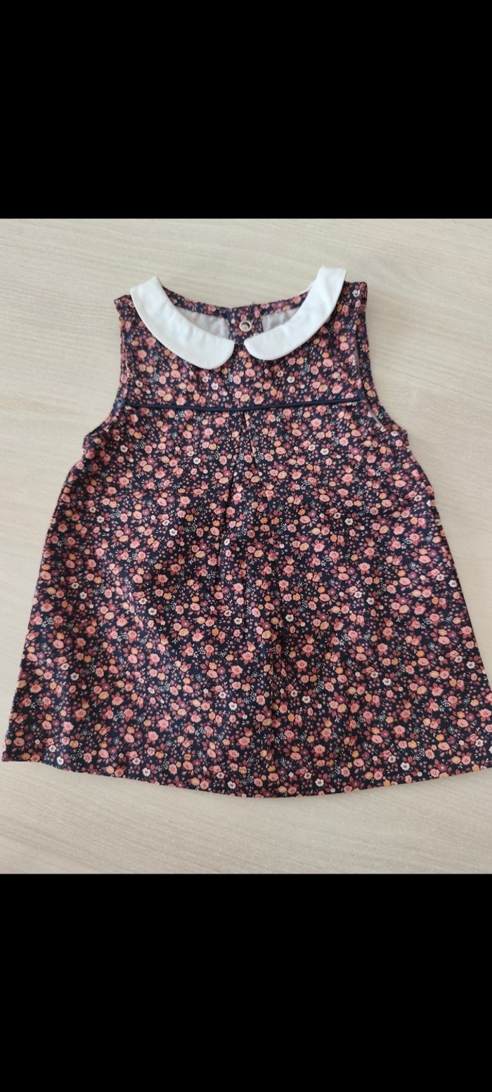 Robe.