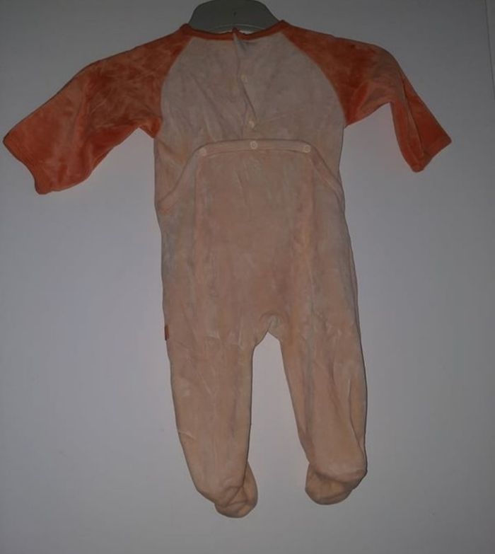 Pyjama winnie disney taille 6 mois - photo numéro 3