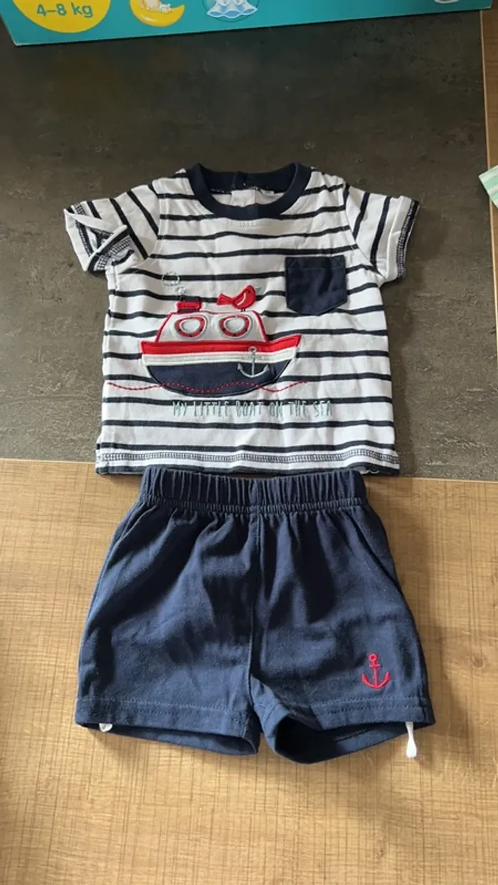 Ensemble bebe