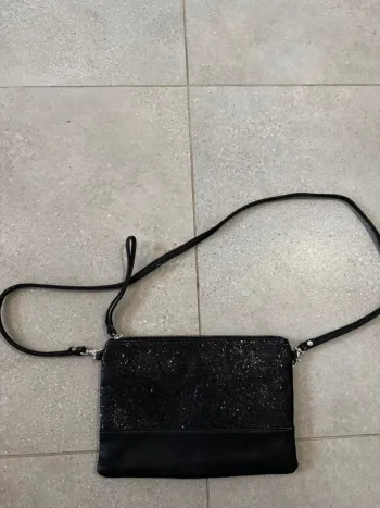 Sac à bandoulière noir Camaieu, très bon état, 28x18cm