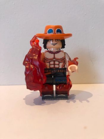 Figurine type lego One Pièce. One Pièce