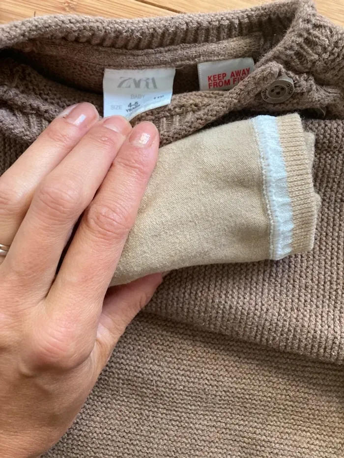 5 ans - Lot de 27 pièces de vêtements sans gros défauts majeurs et de bonne qualité - photo numéro 10