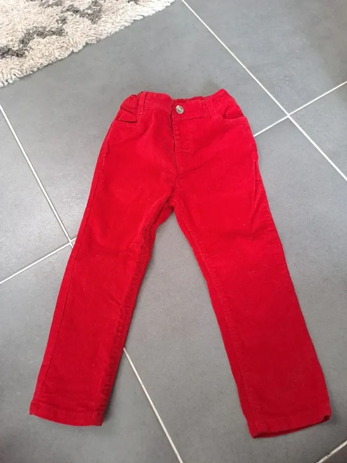 Pantalon velours rouge