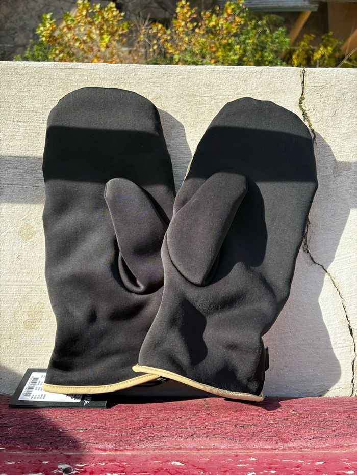 Moufles Rains beiges - Taille M/L - Neuves - photo numéro 3