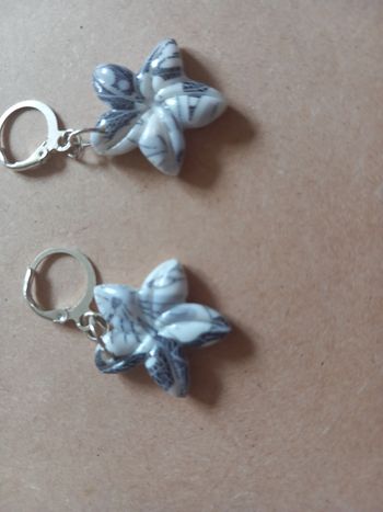 Boucles d'oreilles fantaisistes 