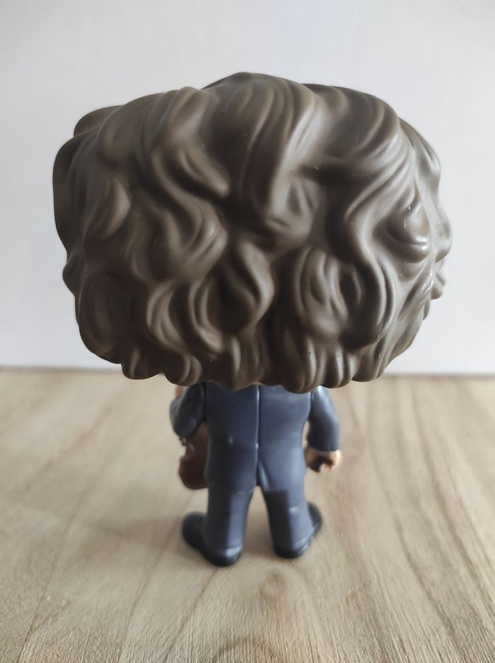 Figurine Funko pop Sherlock with violin 289 SANS boîte ( Sherlock Holmes ) - photo numéro 3