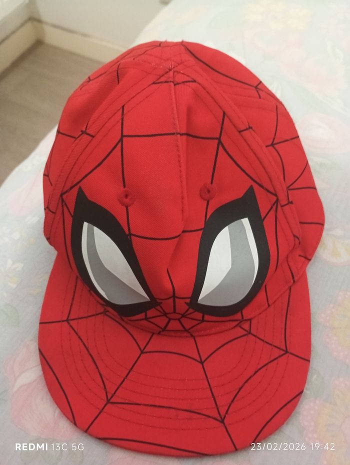 Casquette spiderman