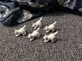 5 chats blancs Lego - parfait état - Vrai Lego