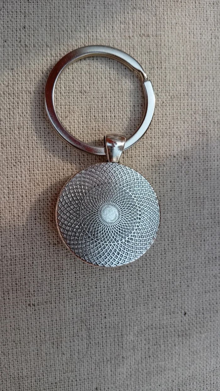 Porte clé fleuri - photo numéro 3