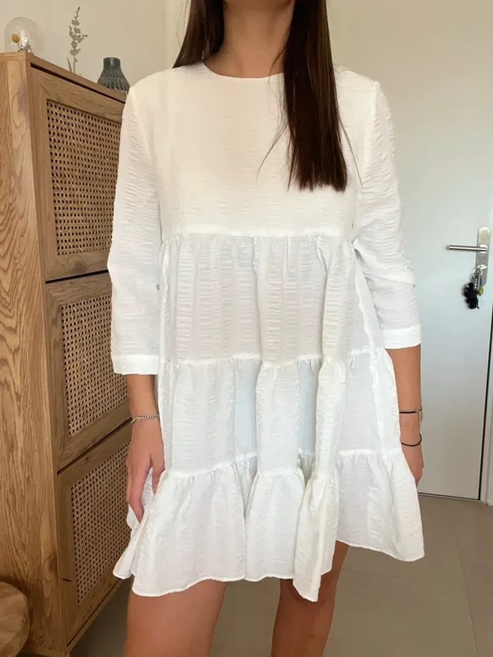 Robe Sharon blanche Zara neuve