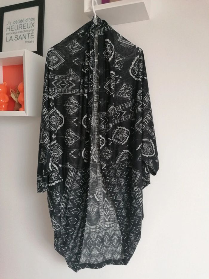 Poncho léger original Pull and Bear taille M - photo numéro 3