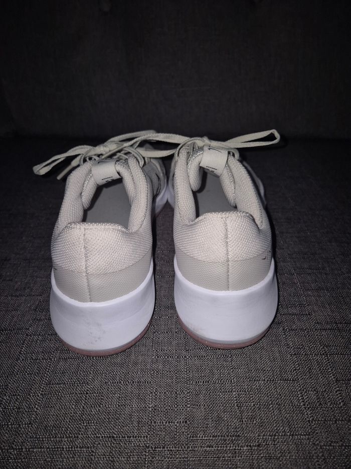 Basket de sport - photo numéro 4