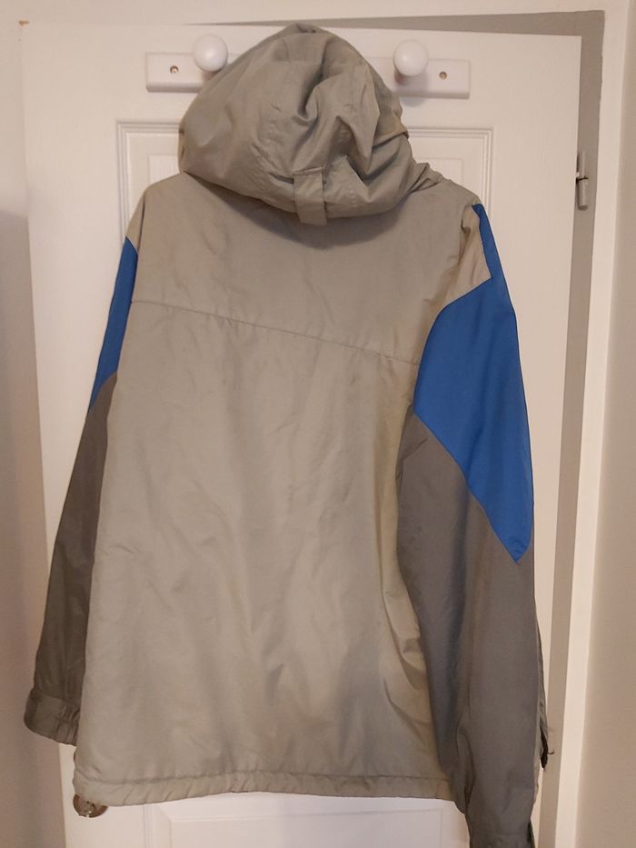 Blouson réversible noir bleu et gris à capuche - photo numéro 2