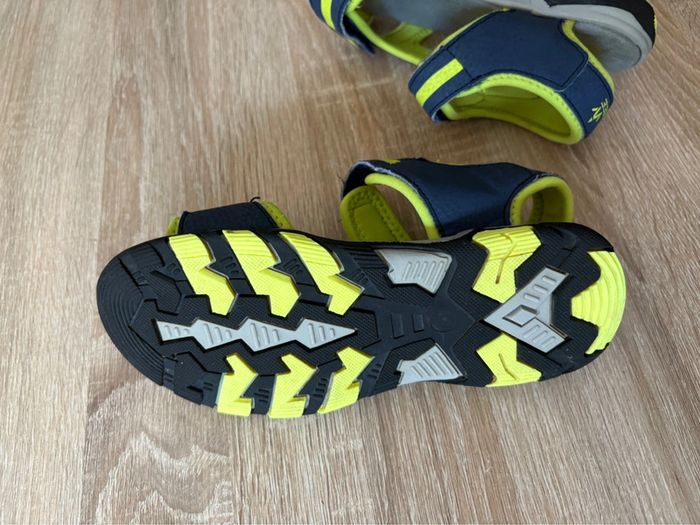 Sandales Wanabee taille 32/33 - photo numéro 5