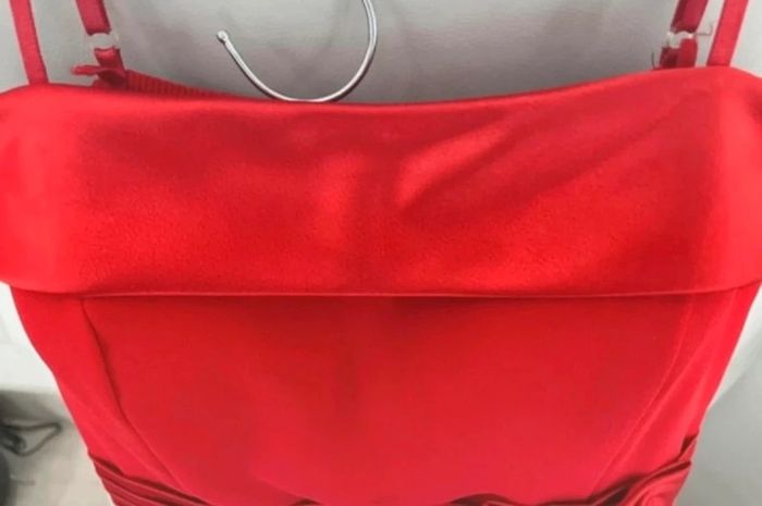 Robe rouge - photo numéro 3