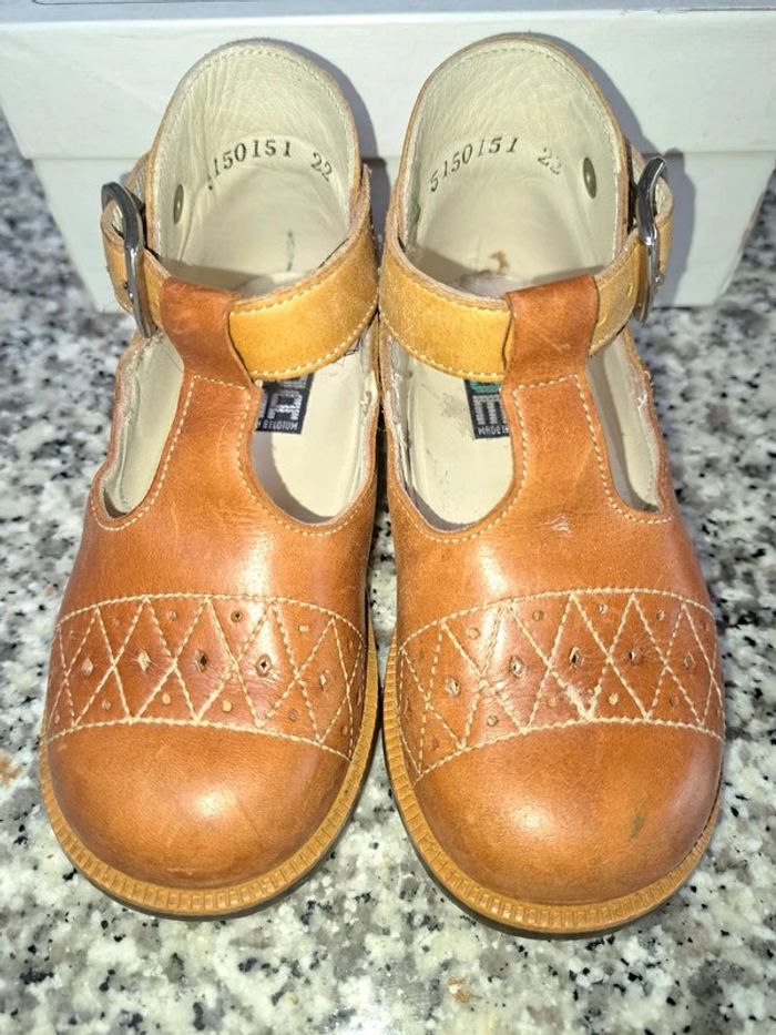 Guma : chaussures en cuir (22)