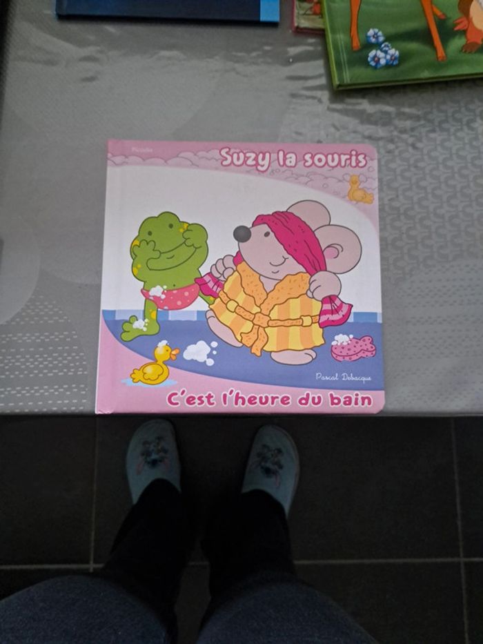 Livre zuzy la souris