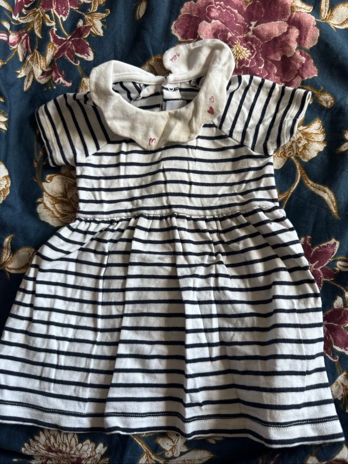 Joli lot de 9 robes d’été + 1 barboteuse 6 mois - photo numéro 8