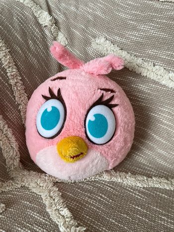 Peluche ronde angry birds oiseau rose stella très bon état