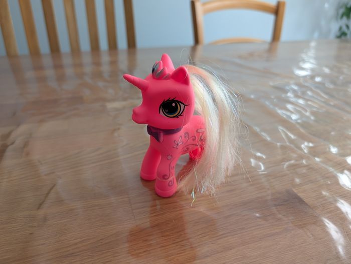 Jouet poney licorne environ 10 cm